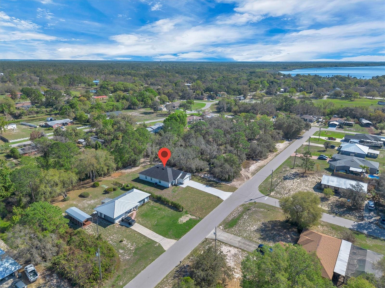 WALK IN WATER LAKE ESTATES PH 03 - Residential