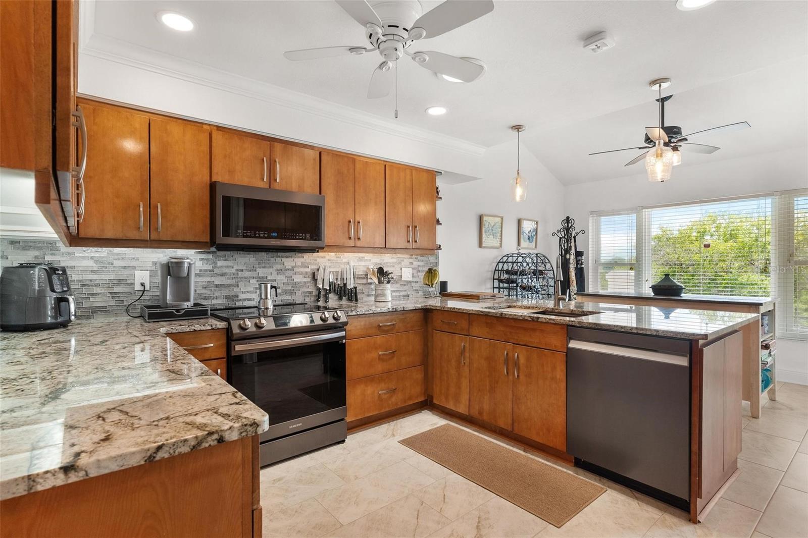 HARBOR HILLS UNIT 01A - Residential