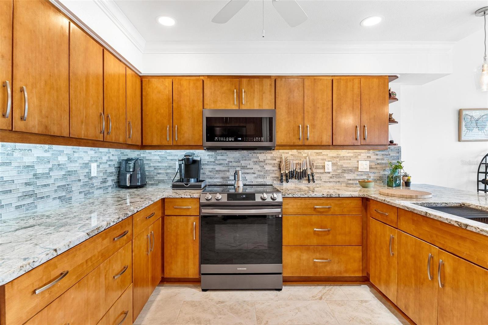 HARBOR HILLS UNIT 01A - Residential