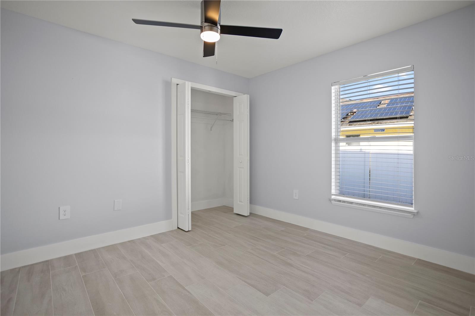 DELONA LAKES UN 32 - Residential