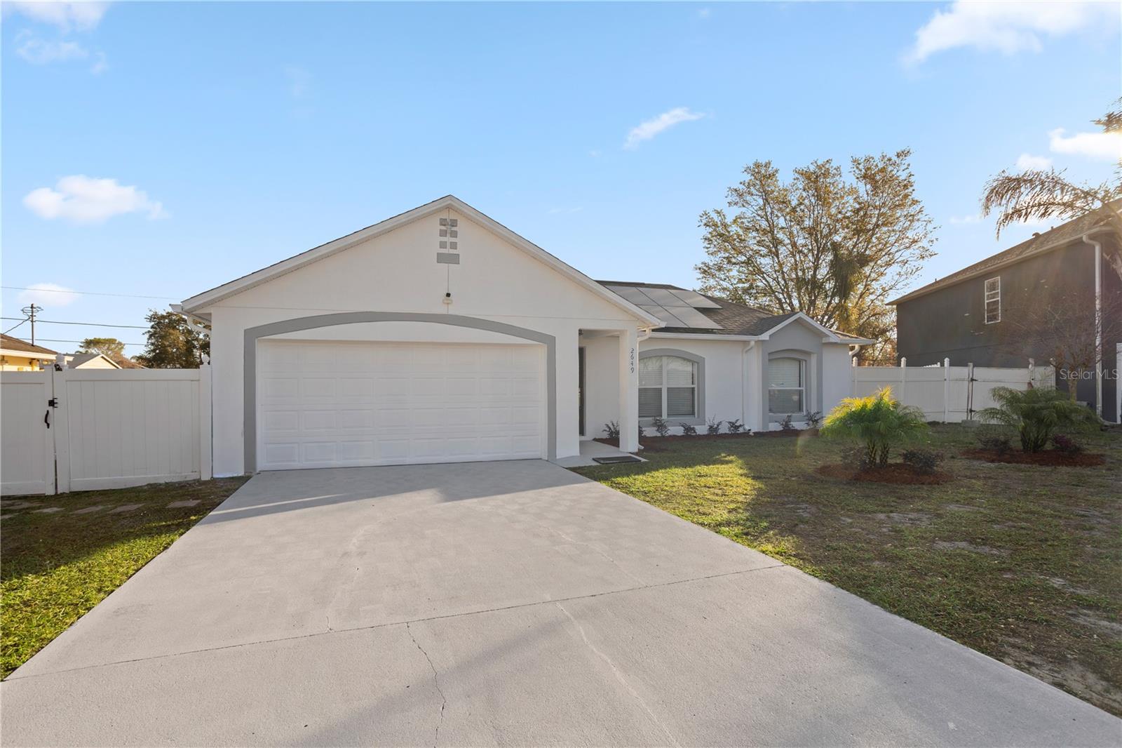 DELONA LAKES UN 32 - Residential