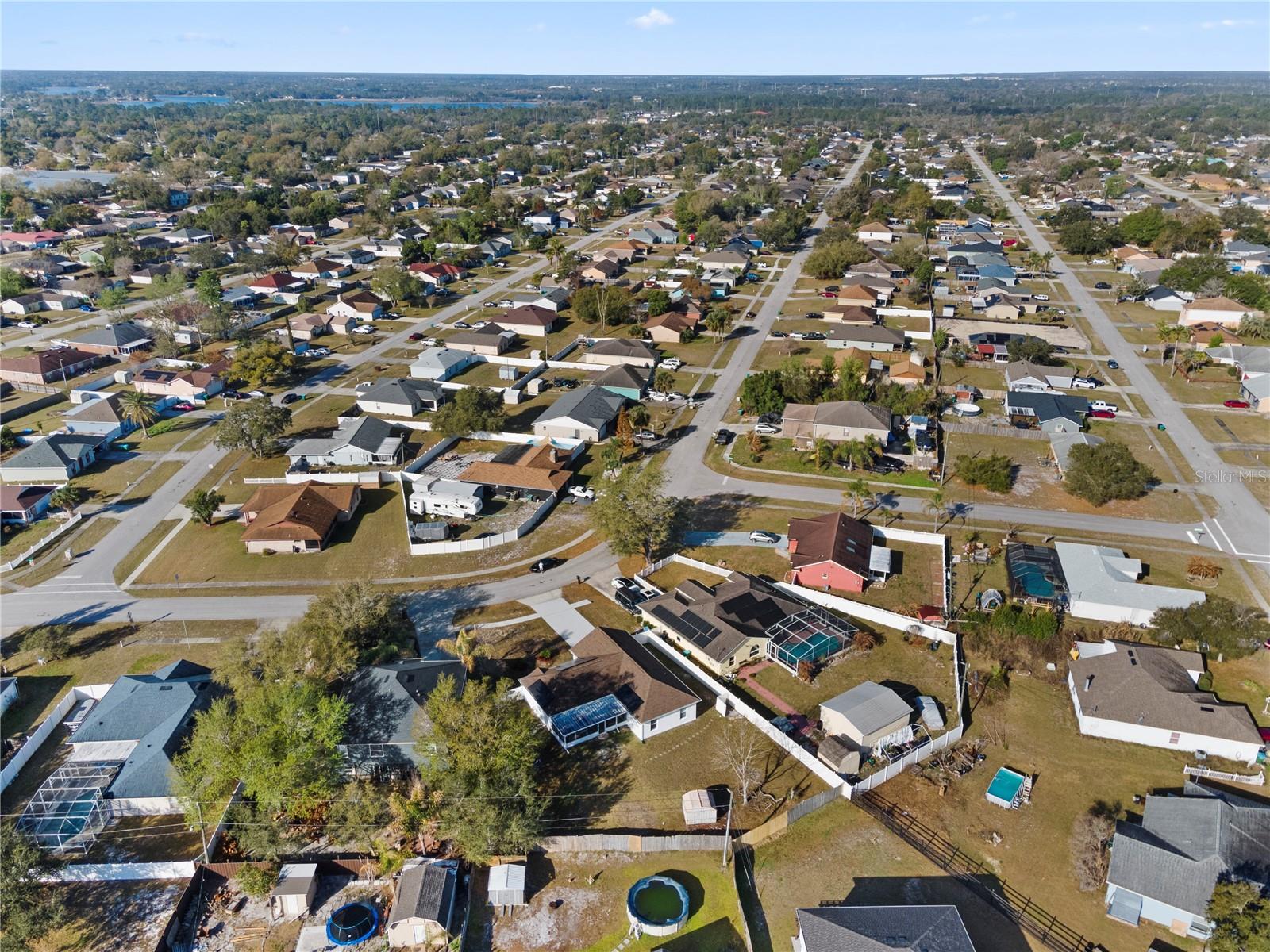 DELONA LAKES UN 32 - Residential