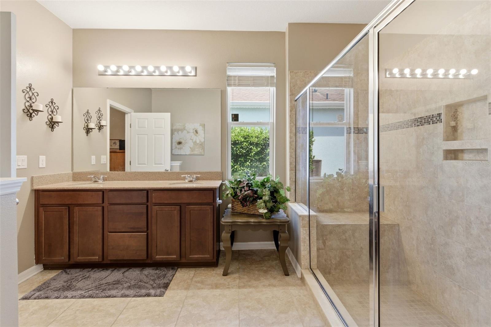 BRIDGEFORD XING - Residential