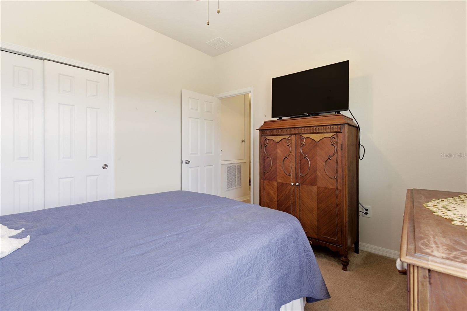 BRIDGEFORD XING - Residential