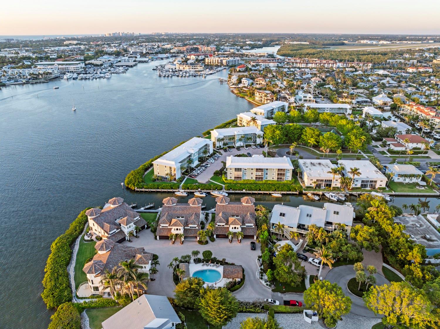 BAYVIEW ESTATES - Residential