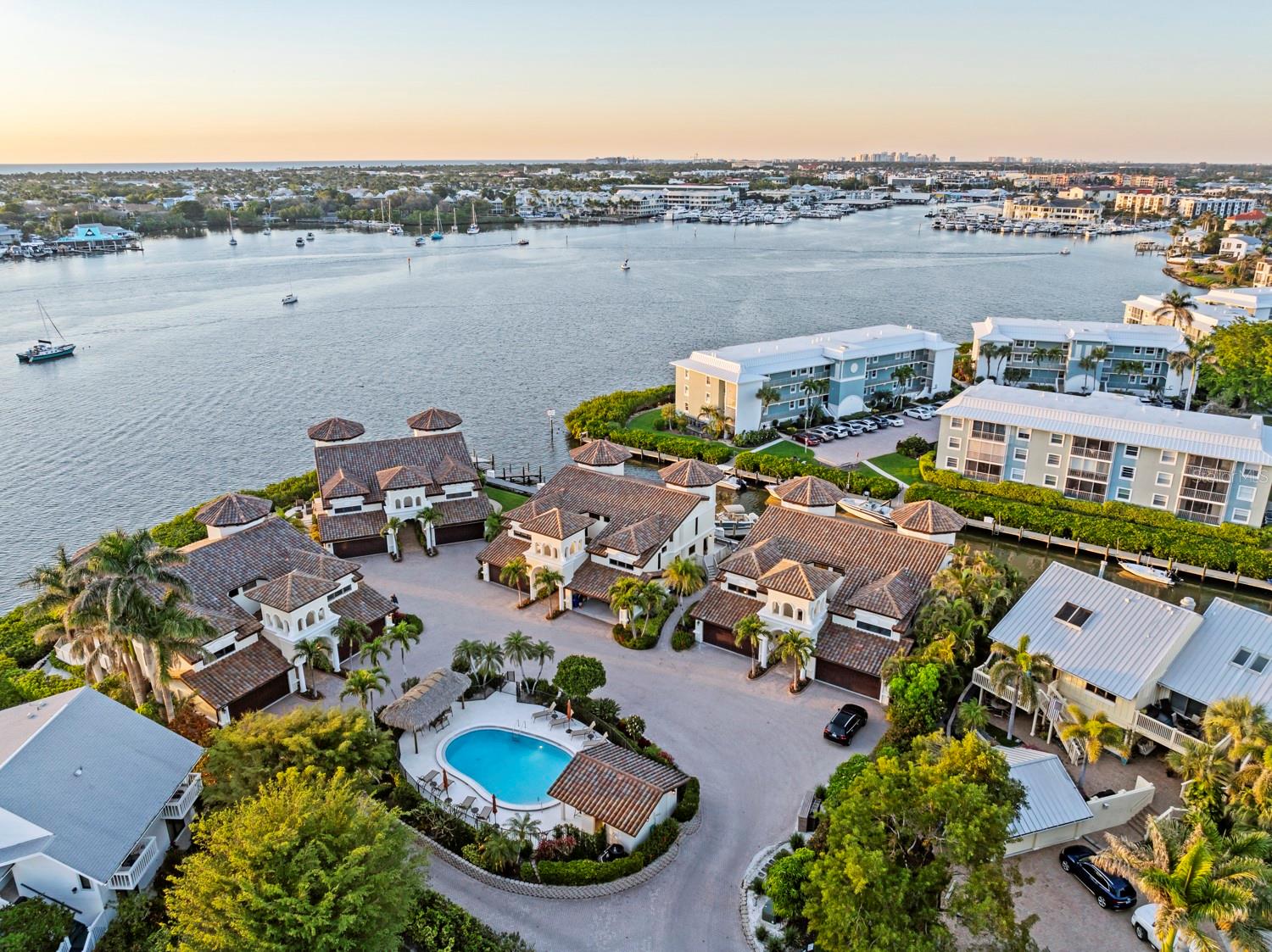 BAYVIEW ESTATES - Residential