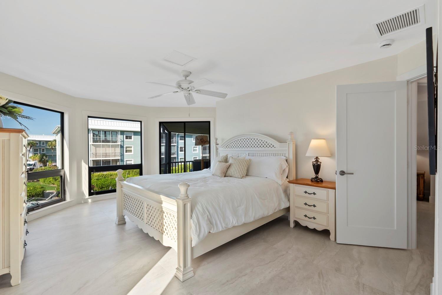 BAYVIEW ESTATES - Residential