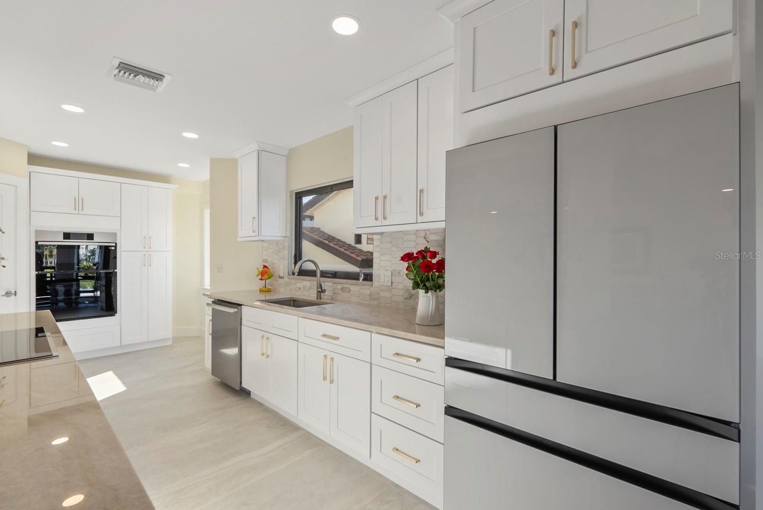 BAYVIEW ESTATES - Residential