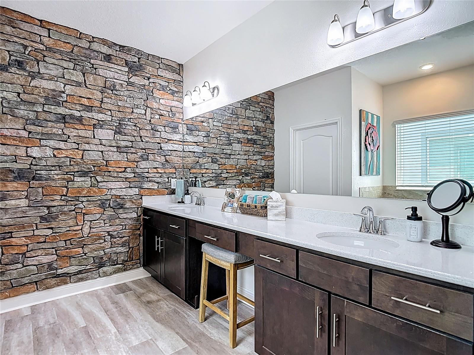 MIRADA PCLS 20 & 22 - Residential