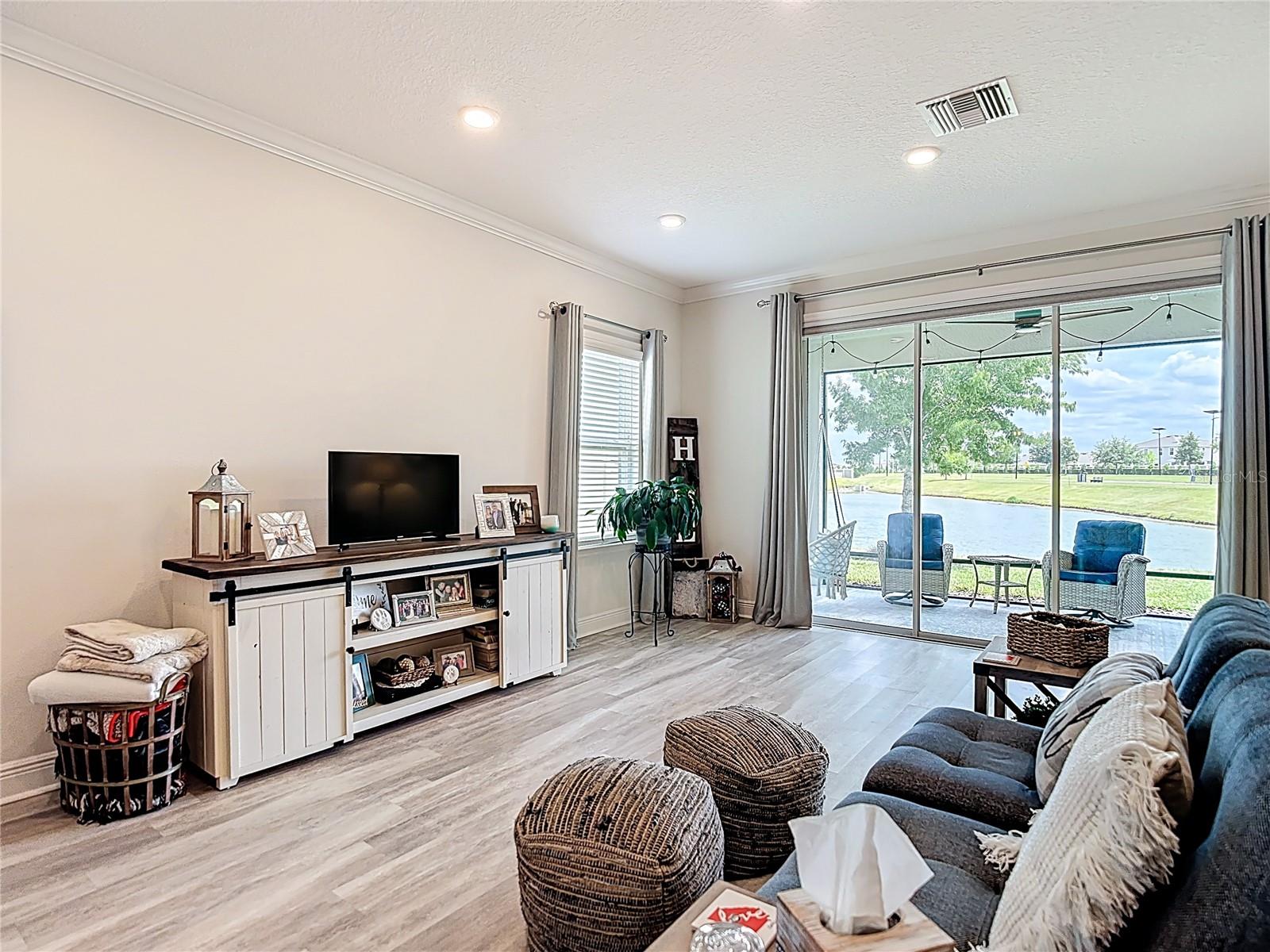 MIRADA PCLS 20 & 22 - Residential