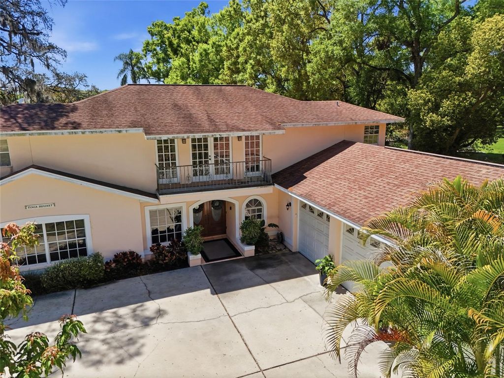 Photo of 7201 Hodgewood Court, Tampa, FL 33614 (MLS # TB8528322)