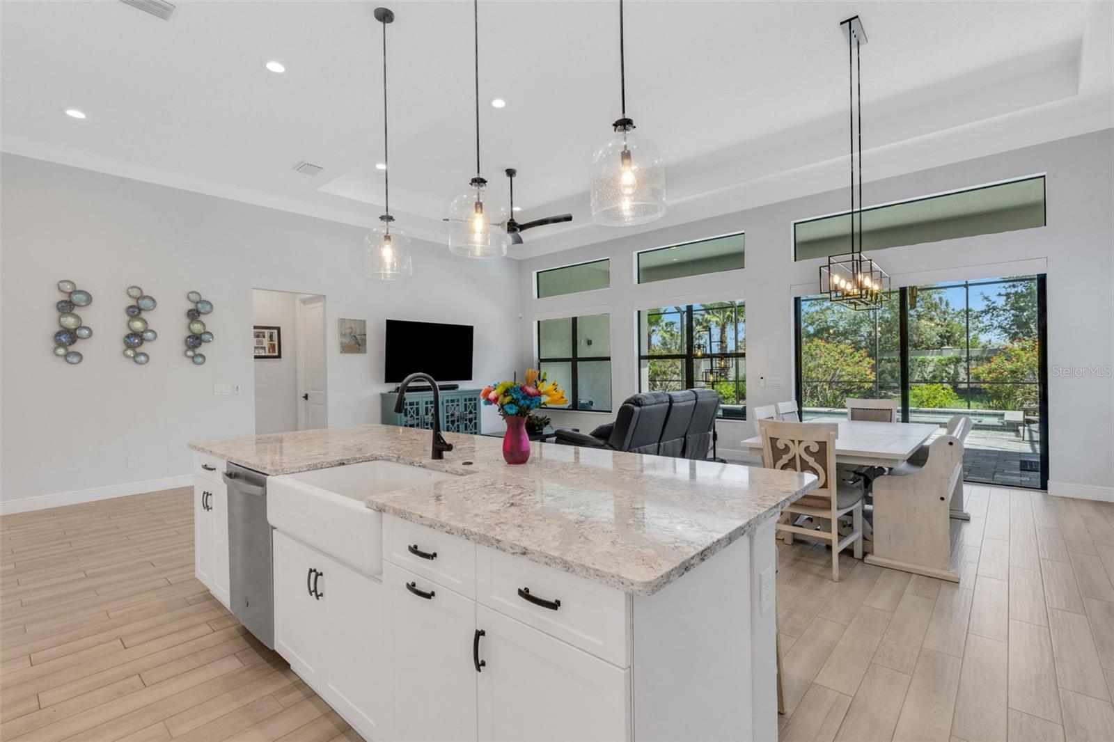 204 CORELLI DRIVE