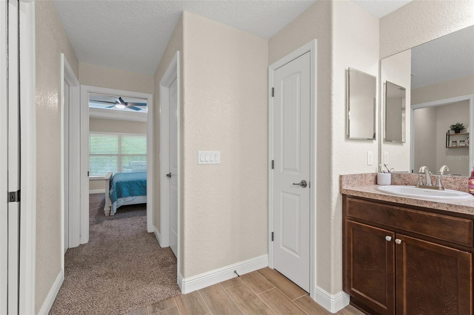 ROYAL HIGHLANDS - Residential