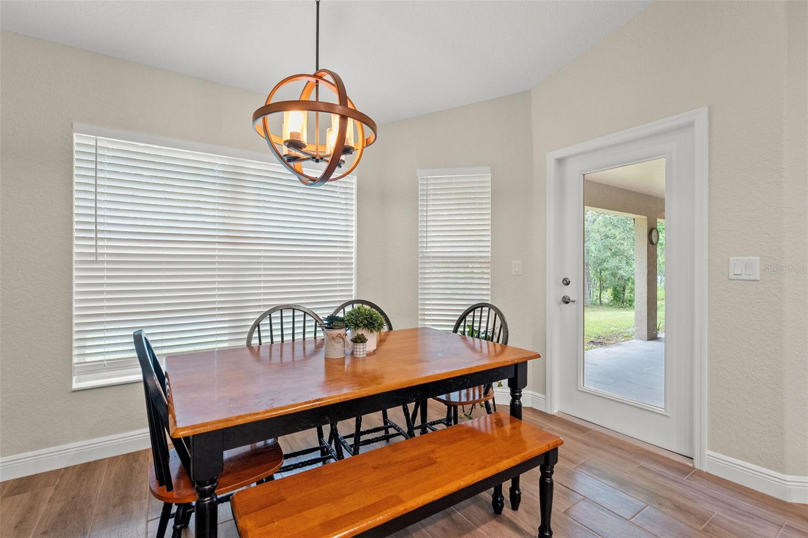 ROYAL HIGHLANDS - Residential