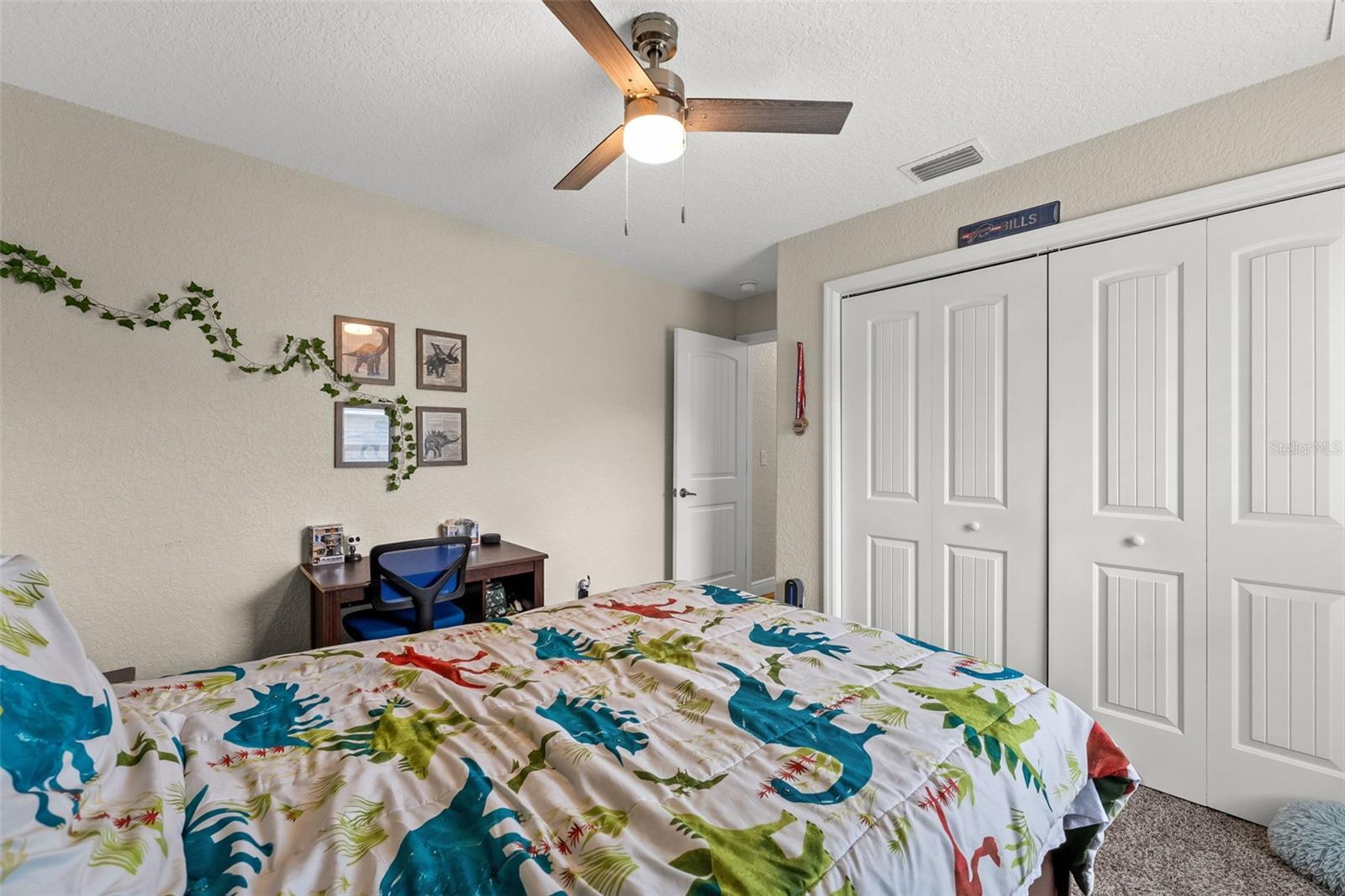 ROYAL HIGHLANDS - Residential