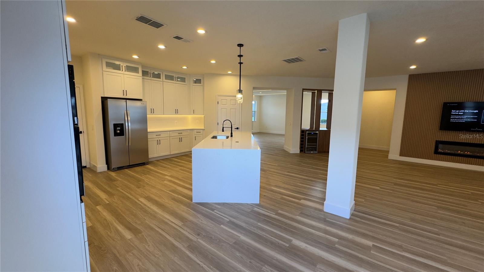 BLACKSTONE - Residential