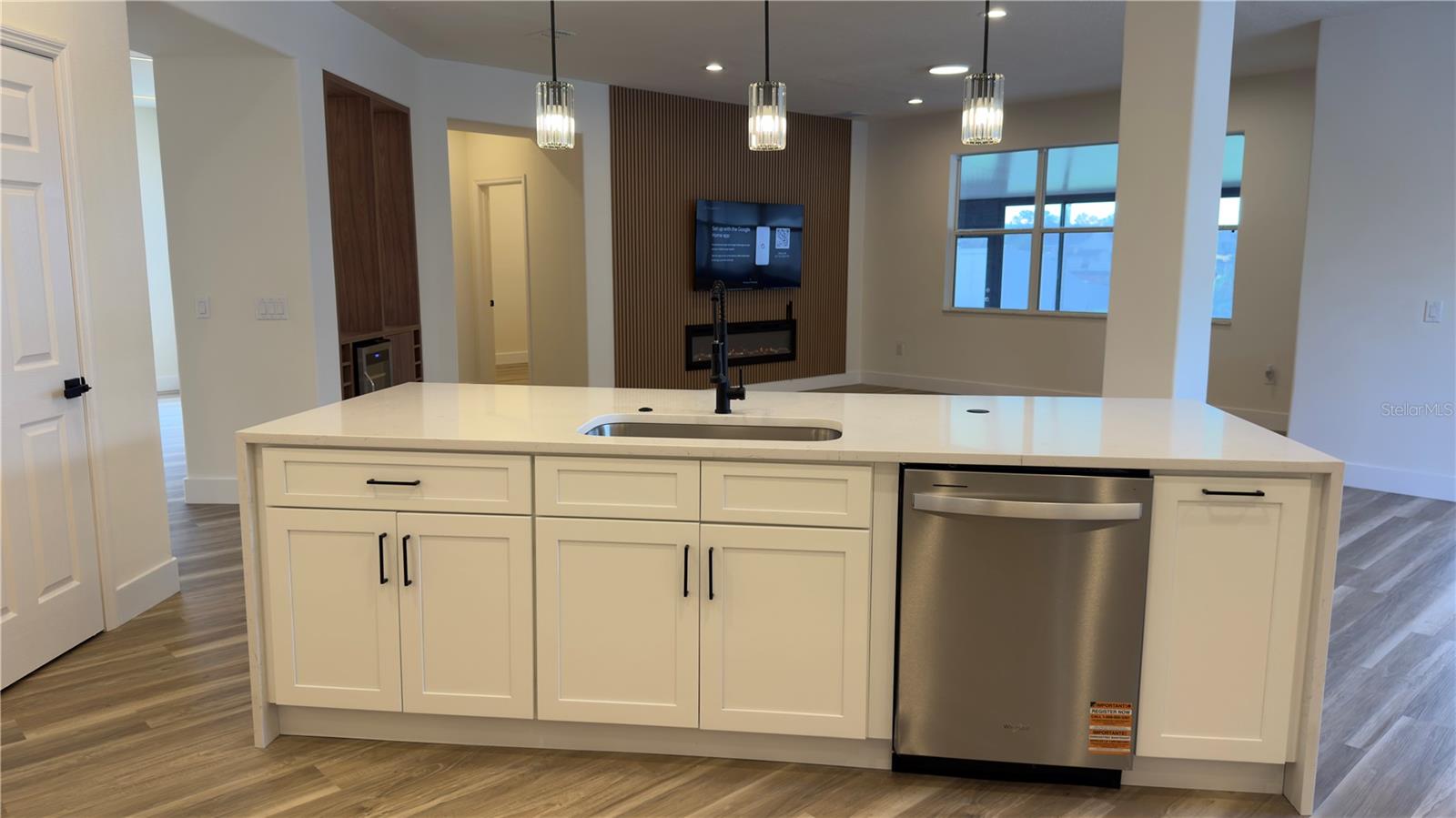 BLACKSTONE - Residential
