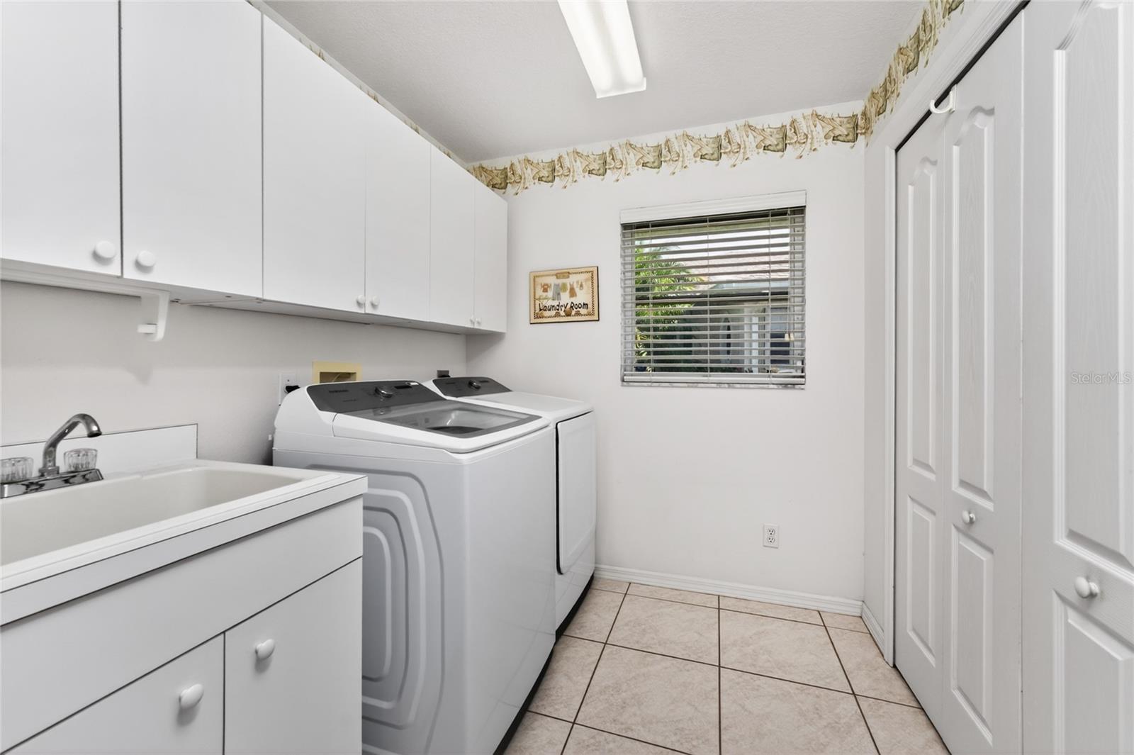 ROTONDA WEST WHITE MARSH - Residential