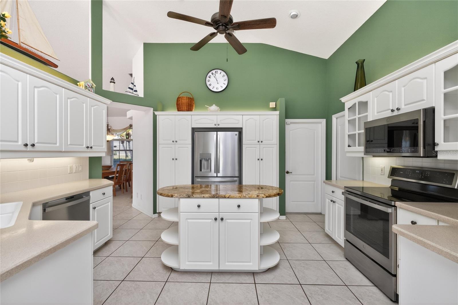 ROTONDA WEST WHITE MARSH - Residential