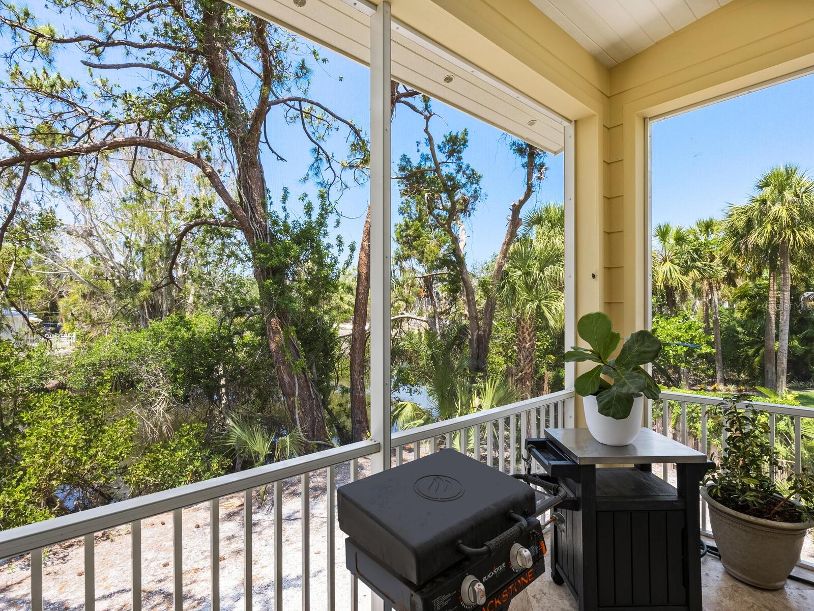 SANDERLING CLUB - Residential