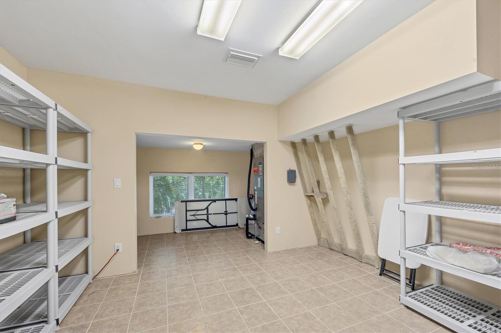 SANDERLING CLUB - Residential