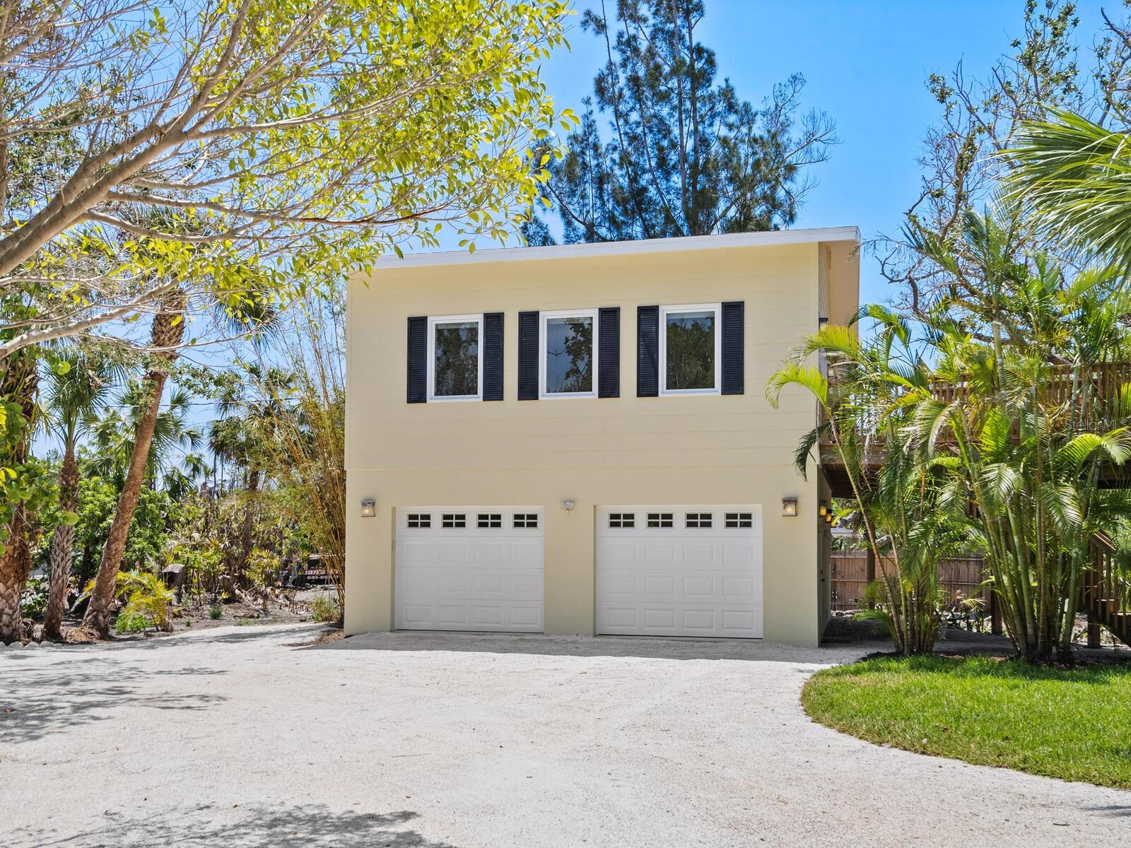SANDERLING CLUB - Residential