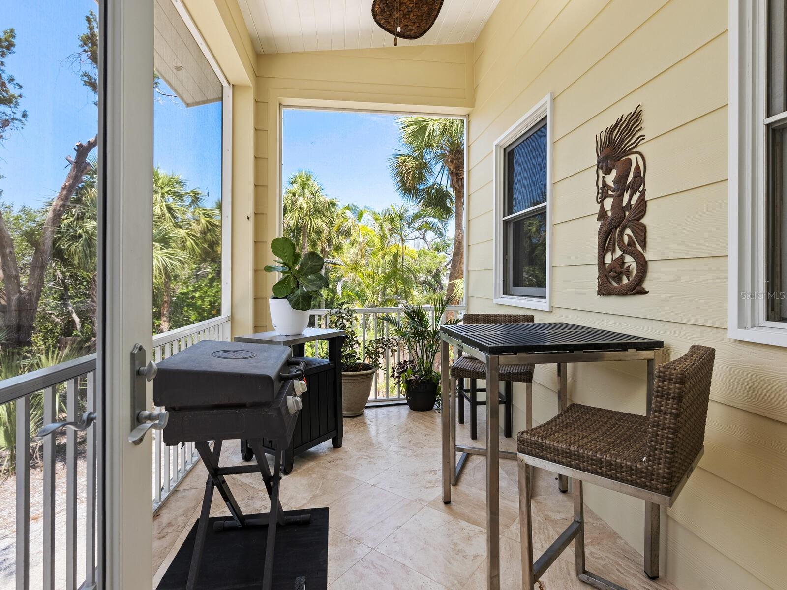 SANDERLING CLUB - Residential