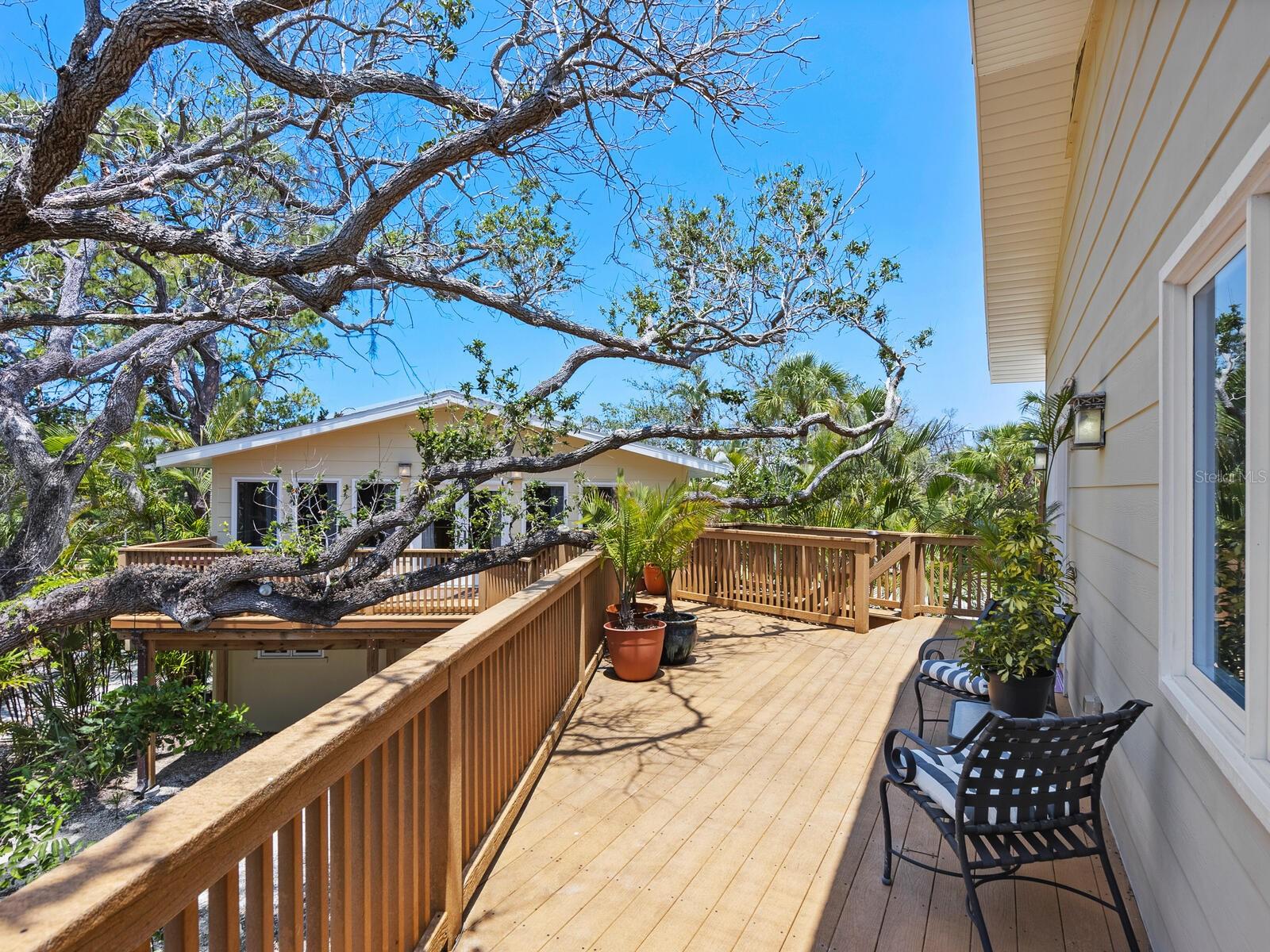 SANDERLING CLUB - Residential