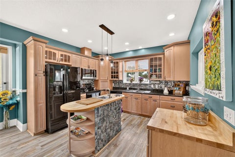 Tiny photo for 1424 SE 5th Avenue, Crystal River, FL 34429 (MLS # OM730722)