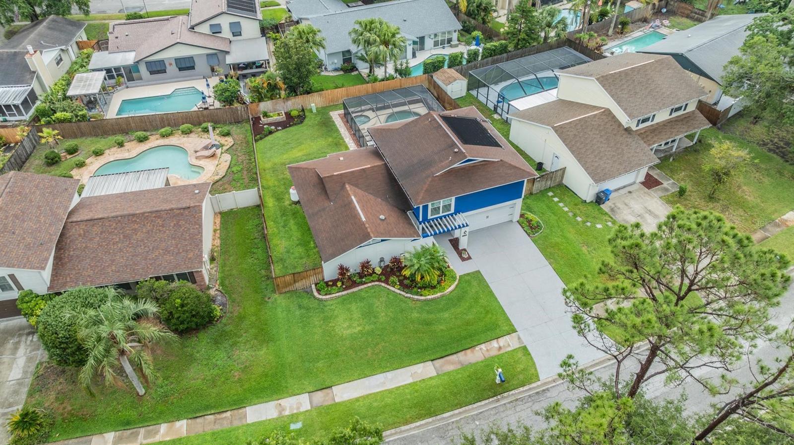15609 GARDENSIDE LANE