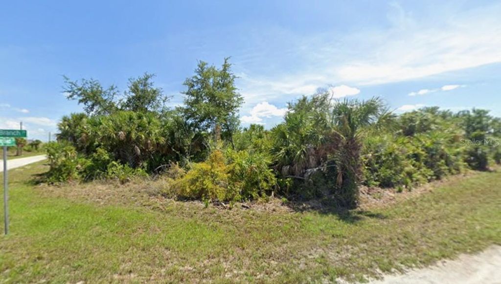 Photo of 10005 Long Beach Street, Port Charlotte, FL 33981 (MLS # D6146994)