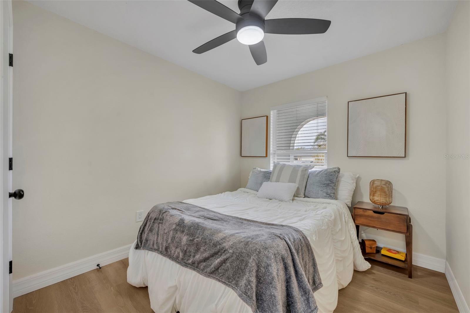 TWENTY WEST - Residential