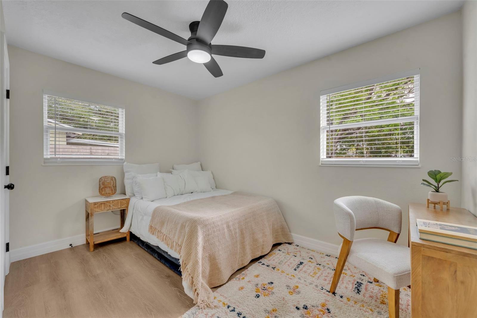 TWENTY WEST - Residential