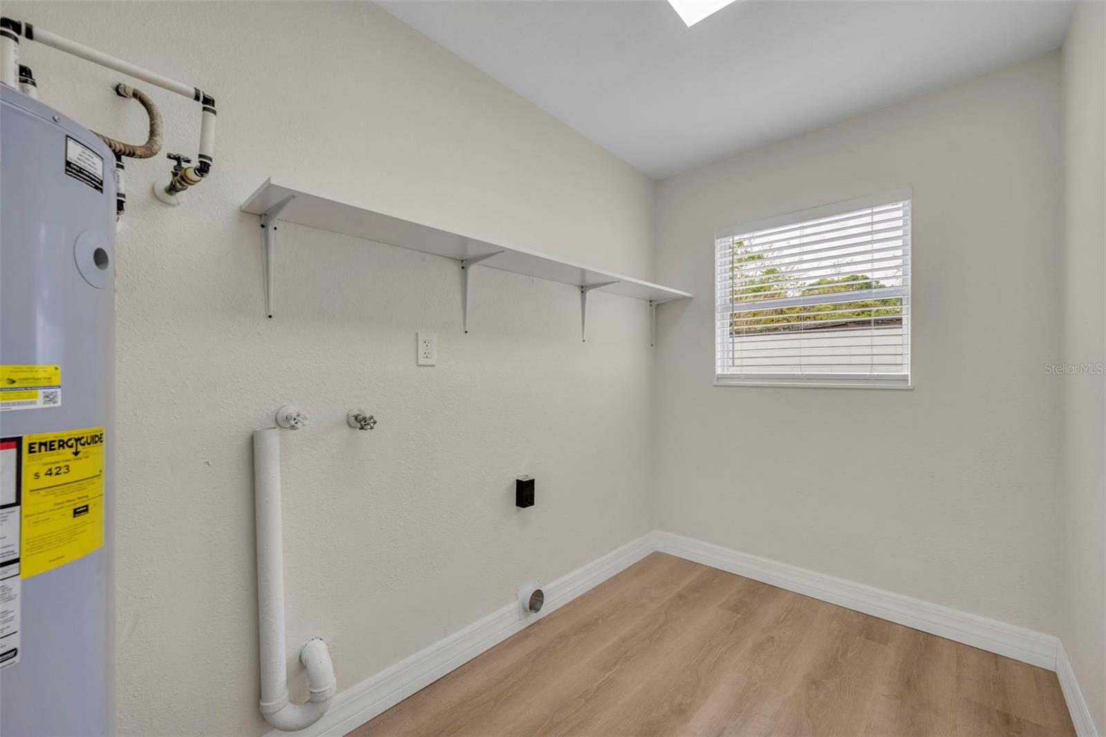 TWENTY WEST - Residential