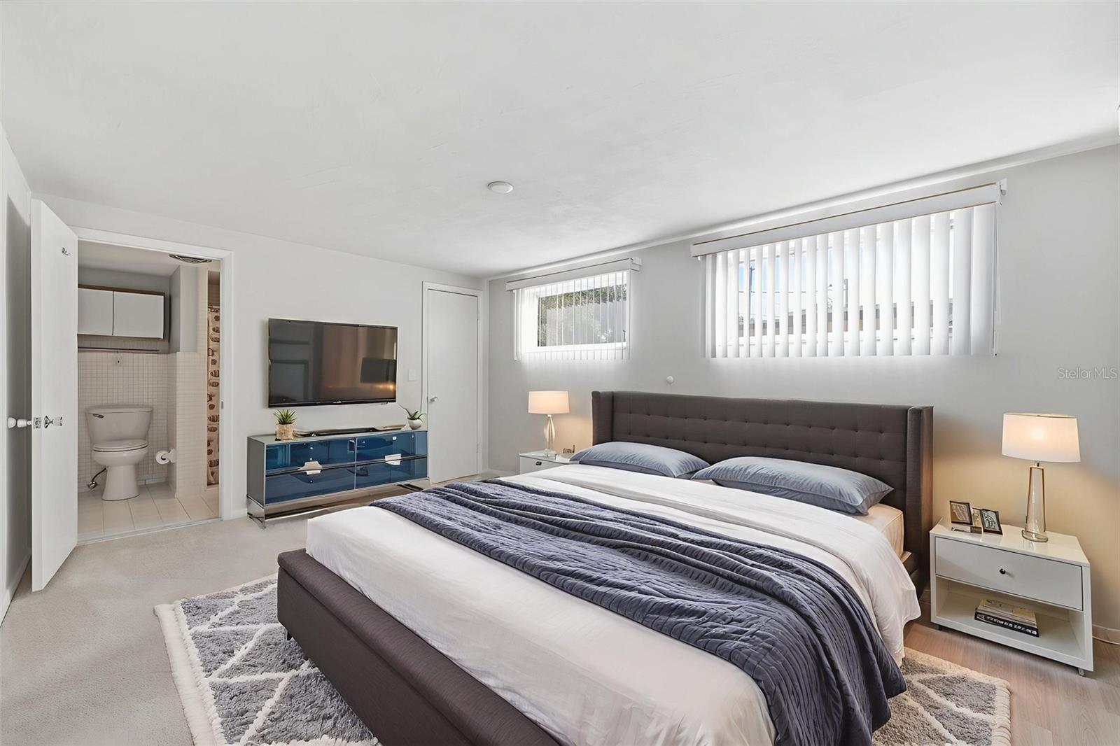 ORANGE ESTATES OF ST PETE - Residential