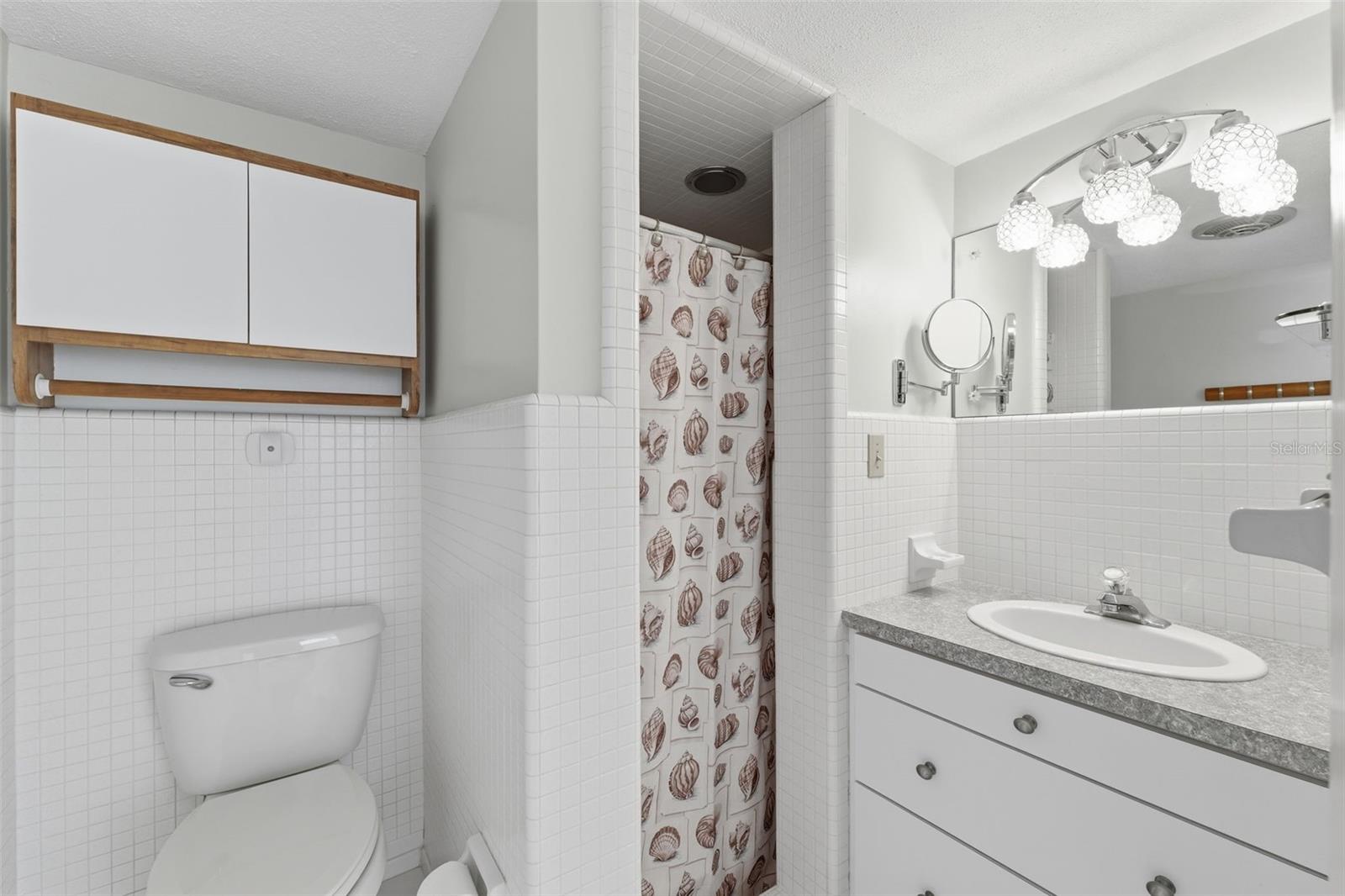 ORANGE ESTATES OF ST PETE - Residential