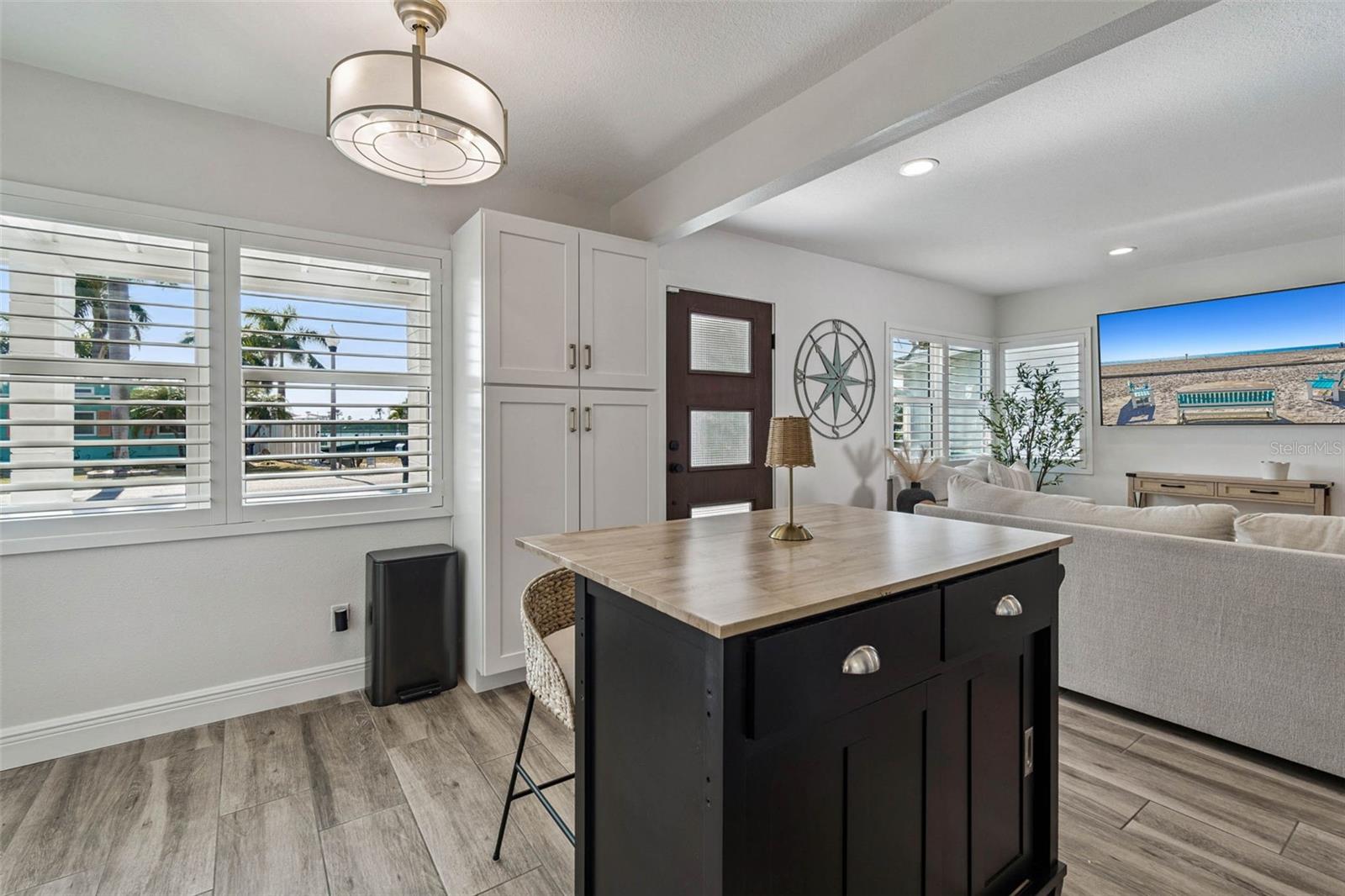 SURFSIDE SUB 4 - Residential