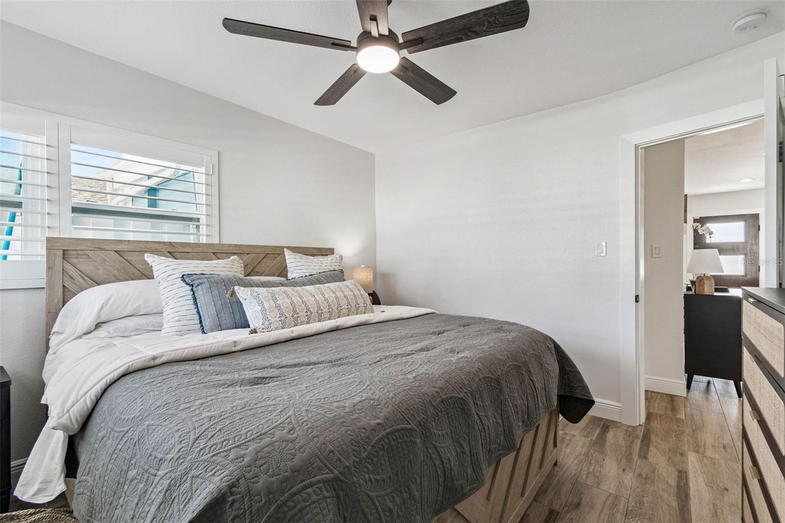 SURFSIDE SUB 4 - Residential