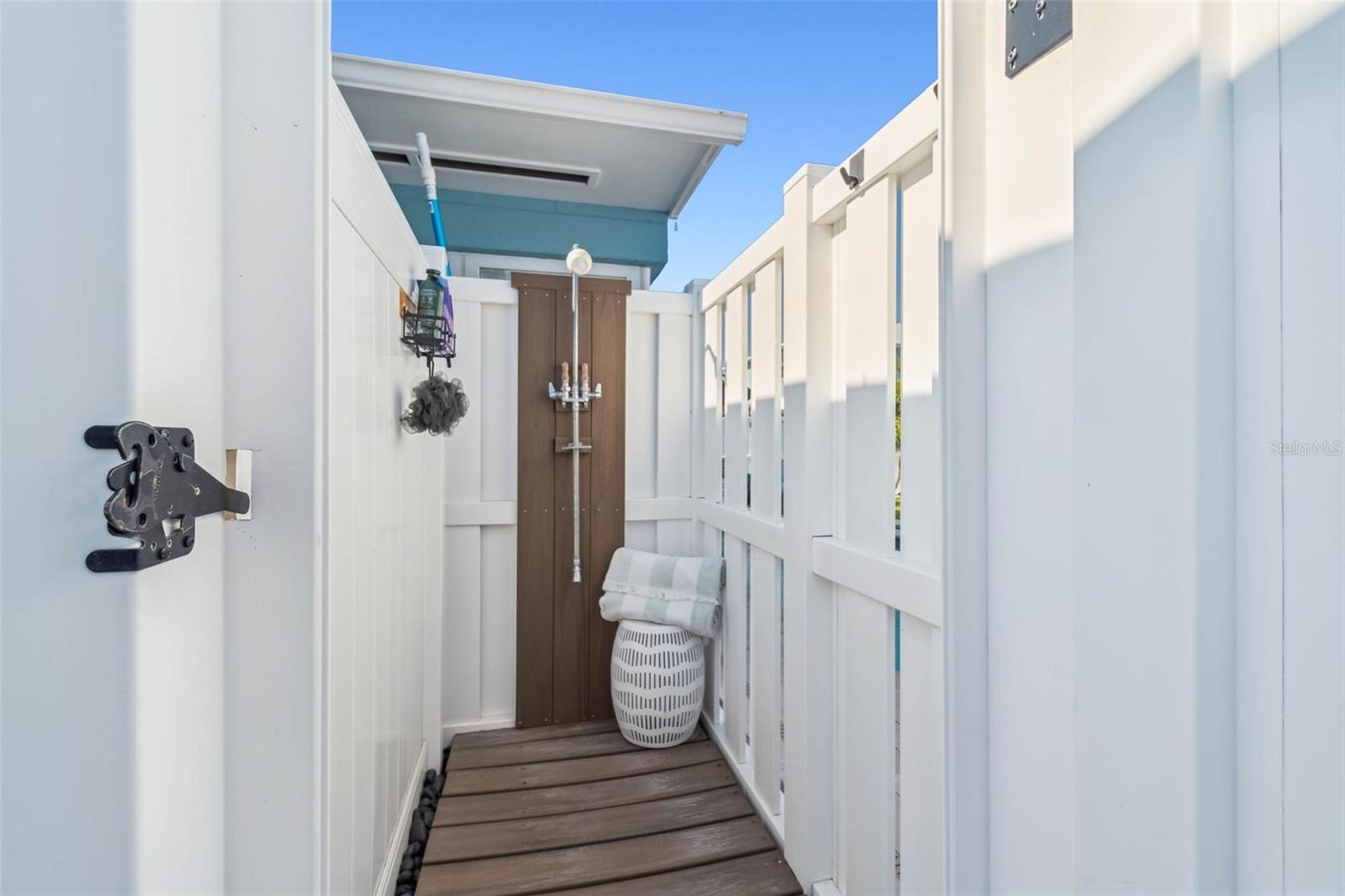 SURFSIDE SUB 4 - Residential