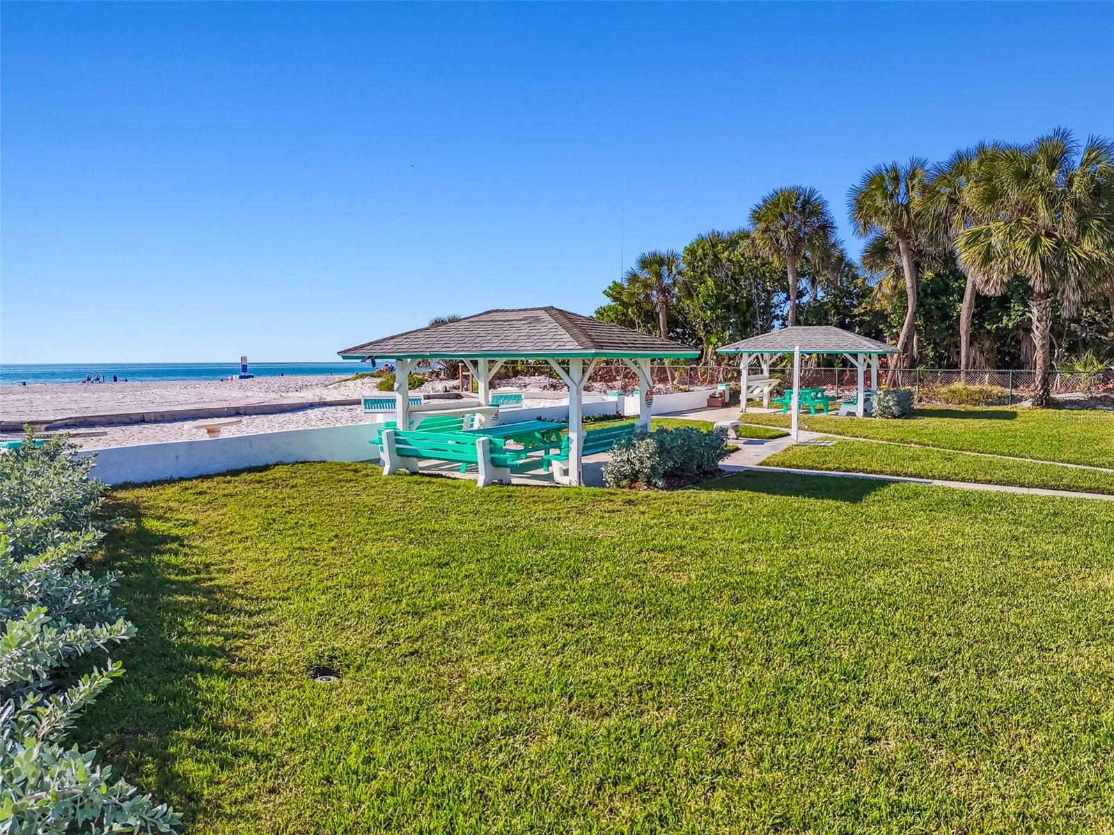 SURFSIDE SUB 4 - Residential