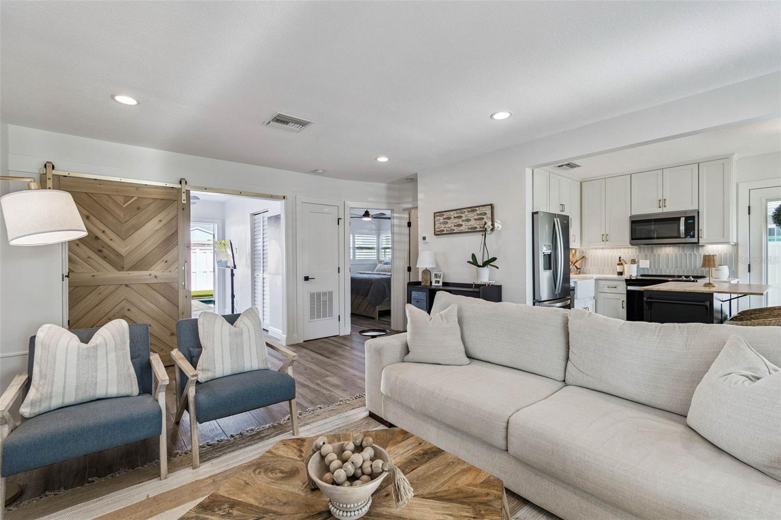 SURFSIDE SUB 4 - Residential