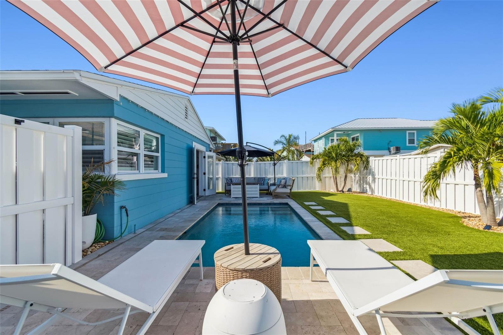 SURFSIDE SUB 4 - Residential