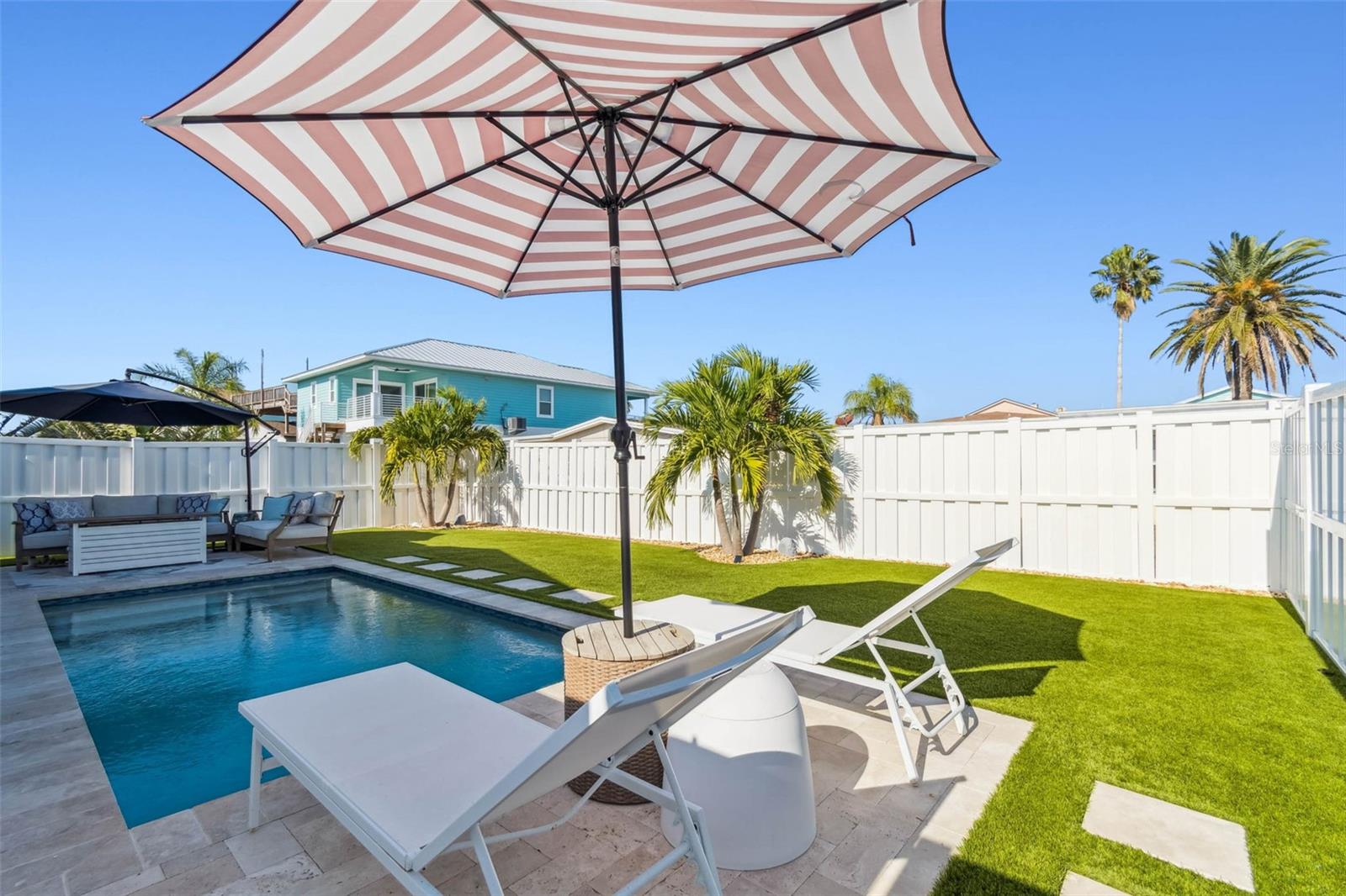 SURFSIDE SUB 4 - Residential