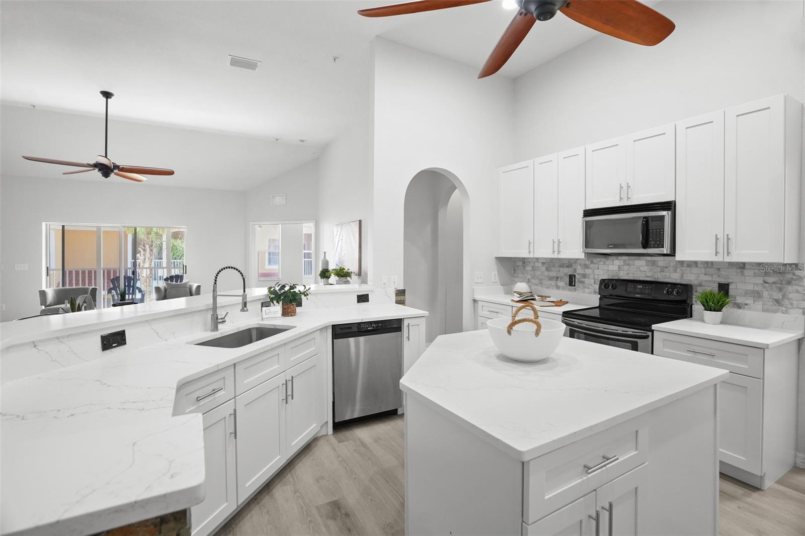 21019 SUNPOINT WAY #201