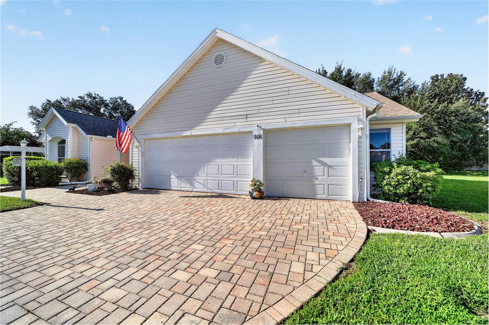 916 RAMOS DRIVE