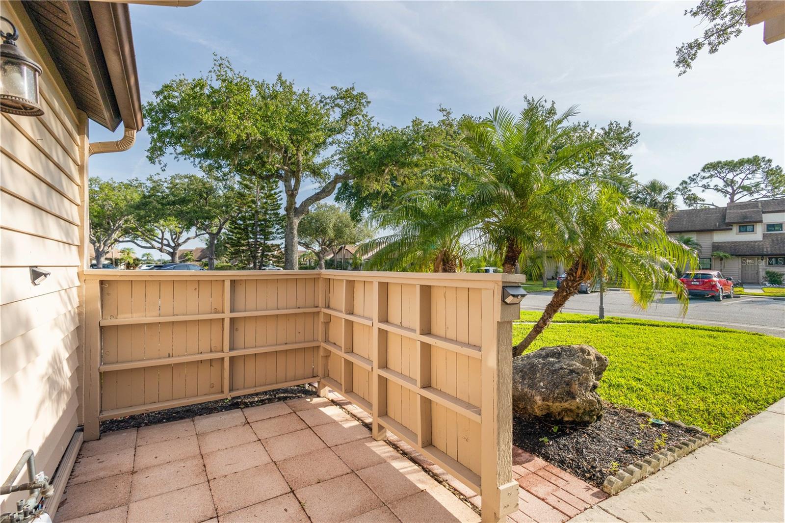 5301 LINKSMAN PLACE