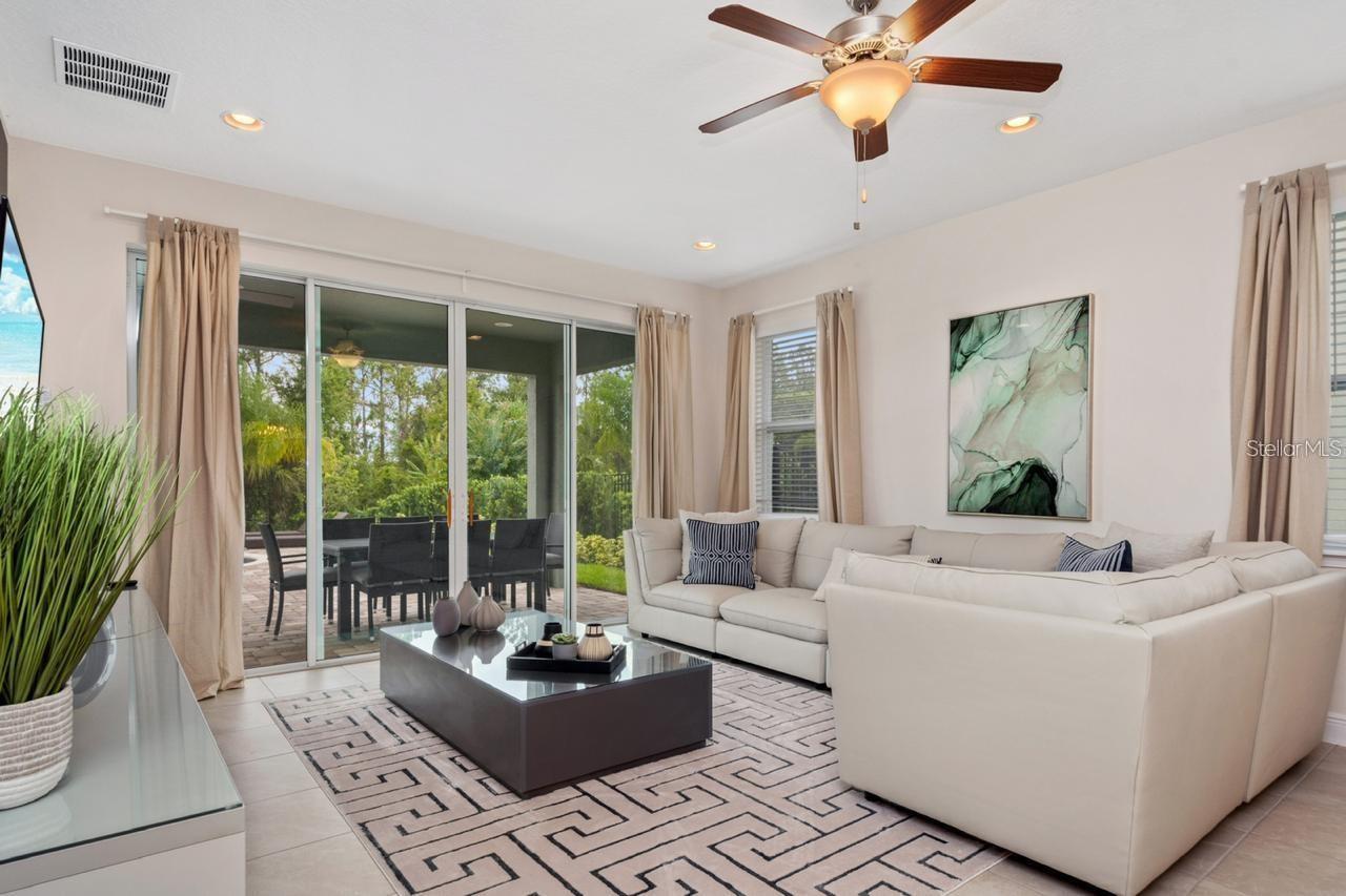 7700 FAIRFAX DRIVE