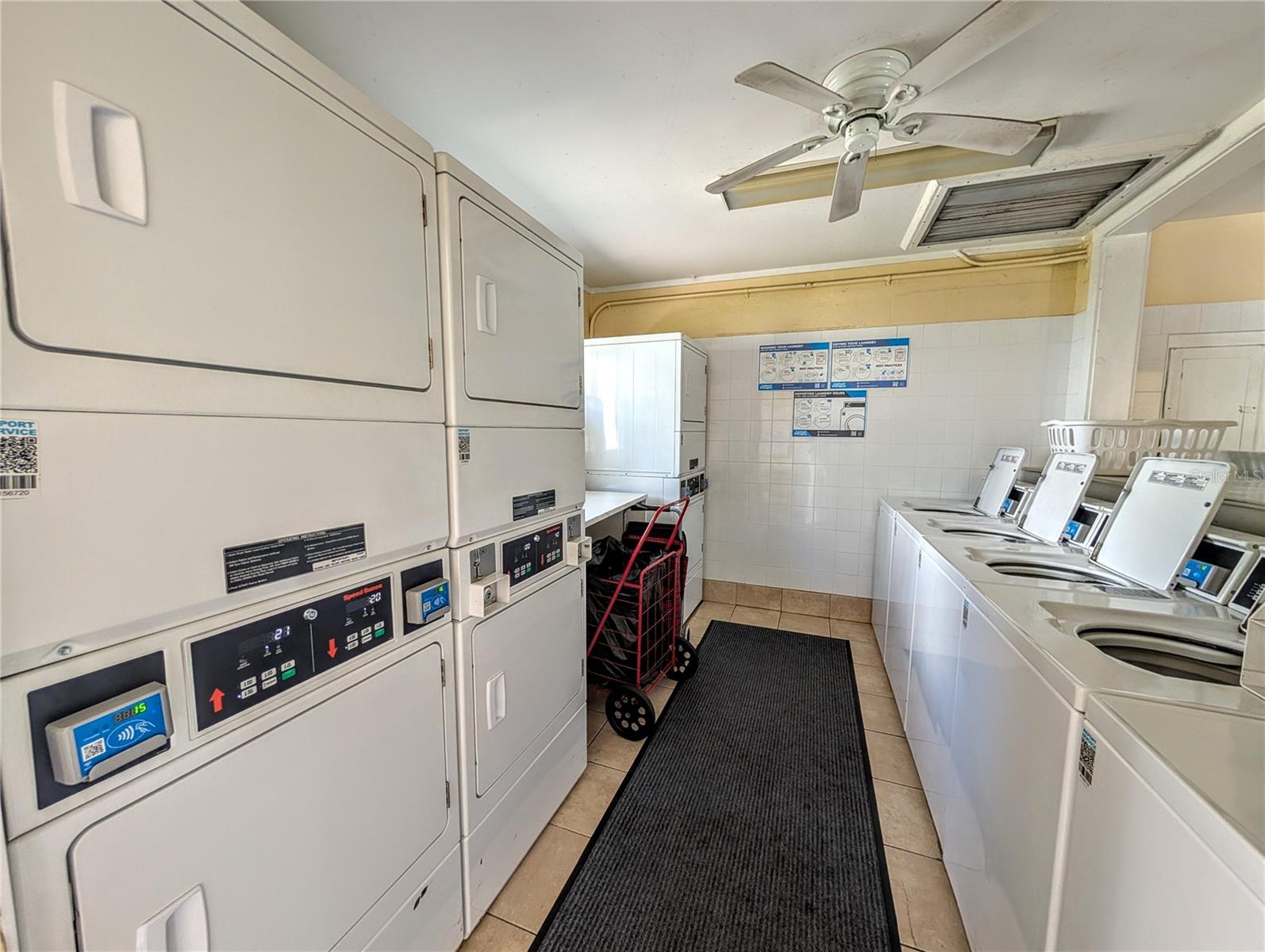 BAYSHORE GARDENS APTS 7 - Residential