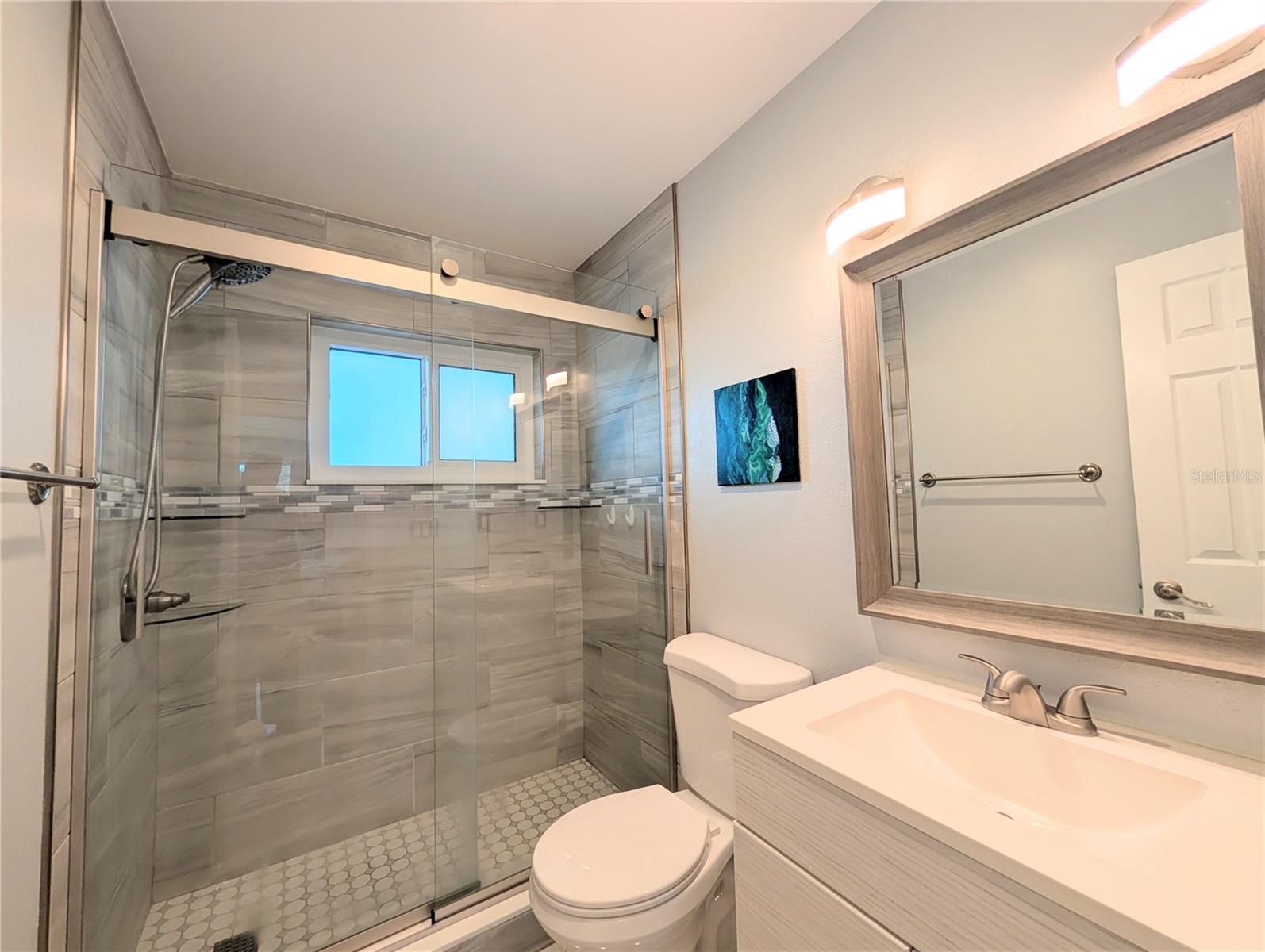 BAYSHORE GARDENS APTS 7 - Residential