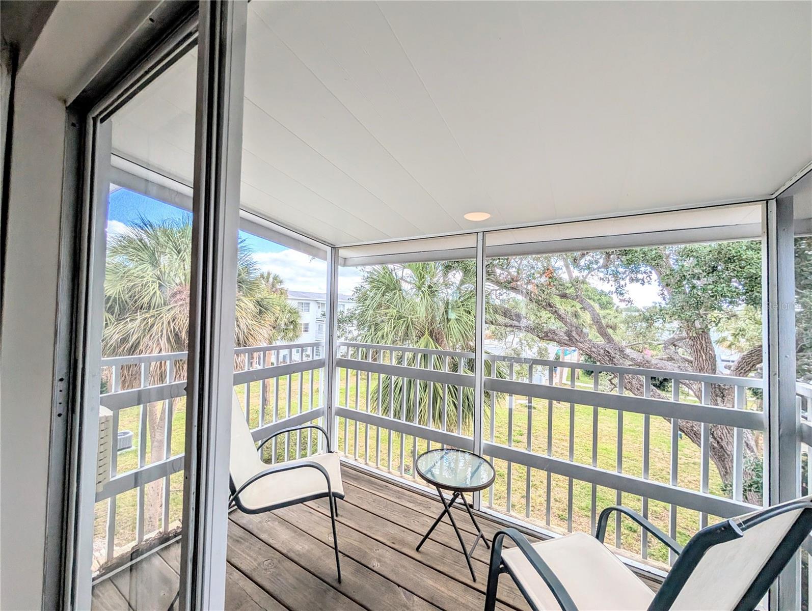 BAYSHORE GARDENS APTS 7 - Residential